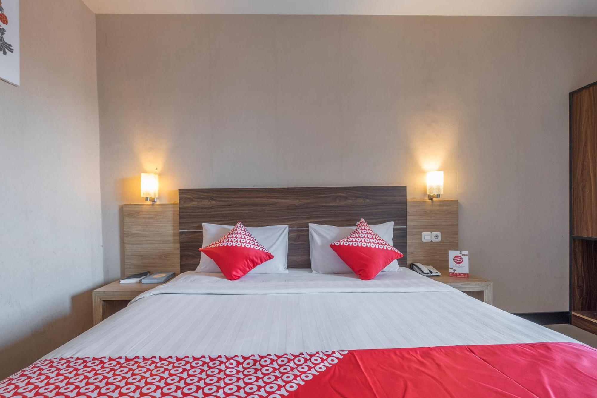 Oyo 1081 Allson City Hotel Makasar Zewnętrze zdjęcie